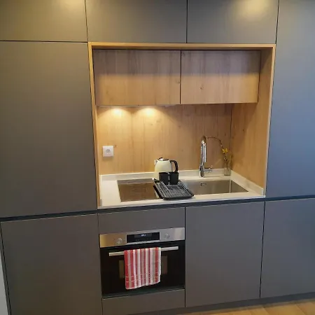 White Design Apartment *