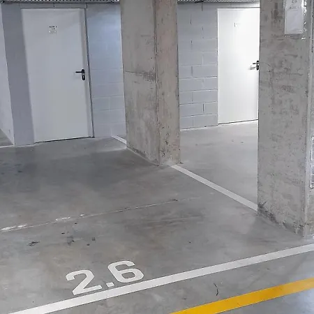 White Design דירה אבאירו