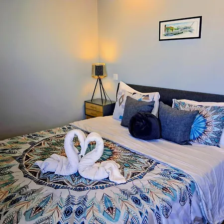 White Design * אבאירו