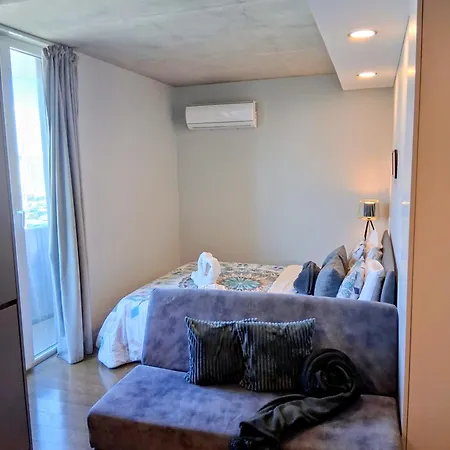 White Design Apartman Aveiro