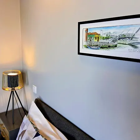 White Design * אבאירו